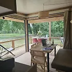 Kamp alanı Zecamping 3 Etoiles Vue Environnement Calme