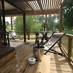Kamp alanı Zecamping 3 Etoiles Vue Environnement Calme Douville