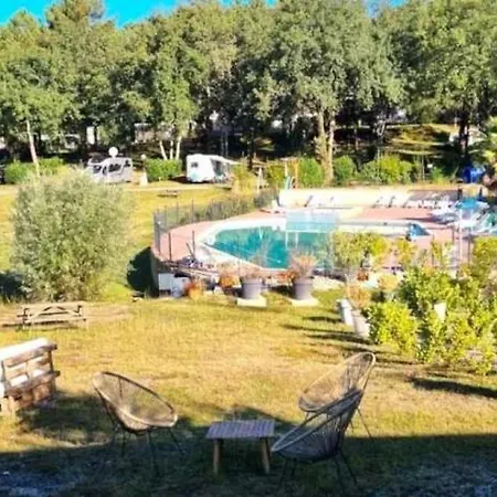 3 Etoiles - Piscine - Ccafgfe Douville