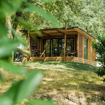 Zecamping 3 Etoiles Vue Environnement Calme Douville