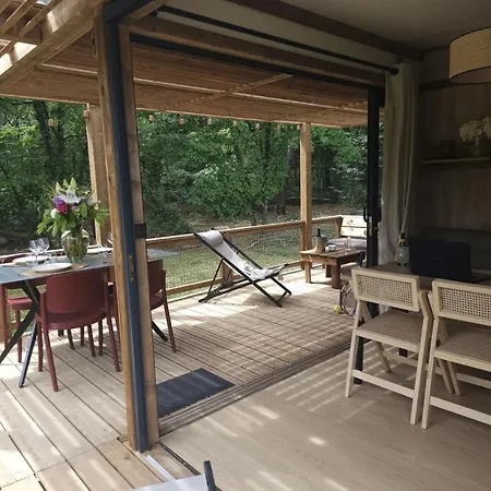 Zecamping 3 Etoiles Vue Environnement Calme
