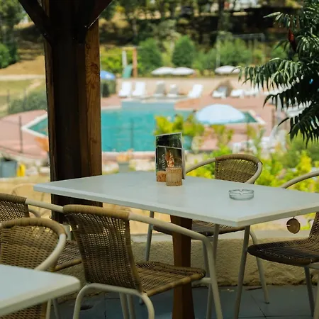 Zecamping 3 Etoiles Vue Environnement Calme Dağ evi