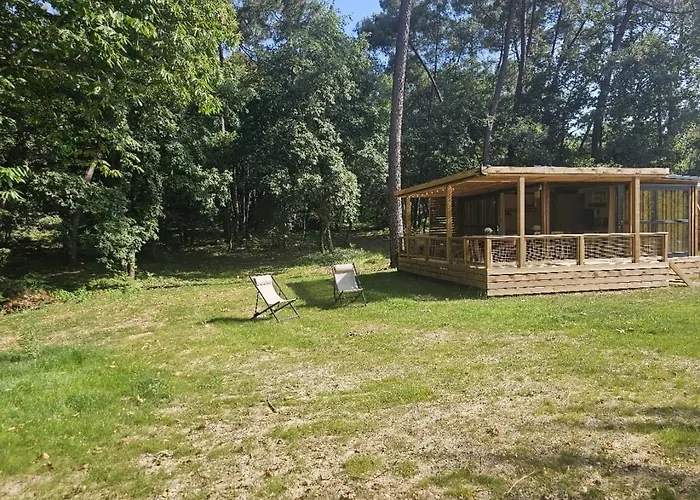 3 Etoiles - Piscine - Ccafgfe Douville